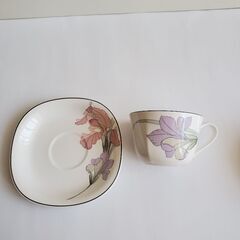 ノリタケ　カップ&ソーサーの画像