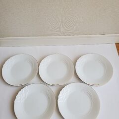 ピエールカルダン　プレート５枚の画像