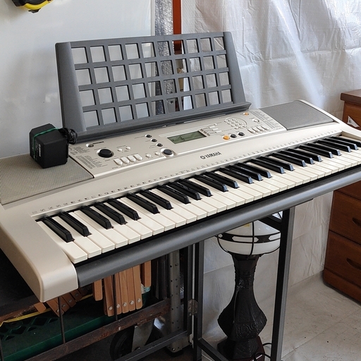 0525-012 YAMAHA キーボード