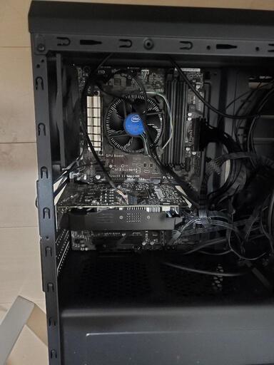 PCケース+マザーボード