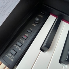 取りに来られる方限定　Roland  電子ピアノ　MP101の画像