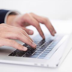 【20代前半から年収400万以上可】高卒や大学中退など学歴関係なくIT人材になるチャンス！/広島県広島市の画像