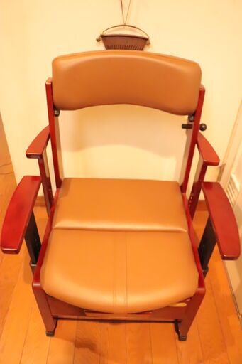 家具調ポータブルトイレを売ります！（新品未使用）