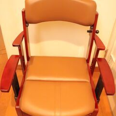 家具調ポータブルトイレを売ります！（新品未使用）