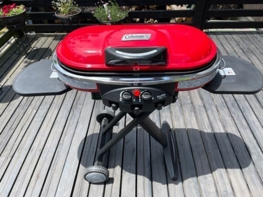 ★これからの季節に大活躍！移動式ガスBBQグリル・コールマン ロードトリップグリル LXE-J
