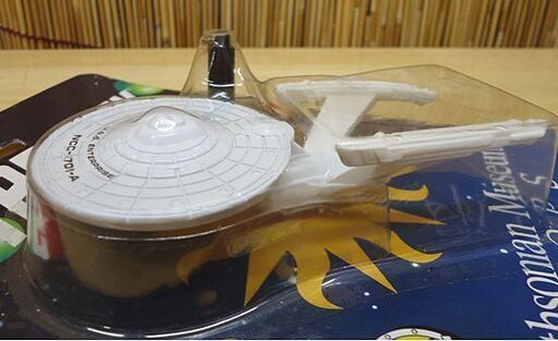 未開封 ERTL STAR TREK フィギュア U.S.S. ENTERPRISE NCC-1701-A Smithsonian Museum SHOPS ダイキャストメタル スタートレック