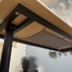 BEKANT ベカント デスク 140x60 cmの画像