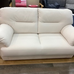 【トレファク高槻店】取りに来れる方限定！おしゃれな2人掛けソファです！の画像