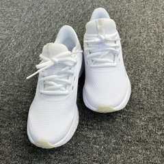 ナイキ　NIKE のシューズの画像