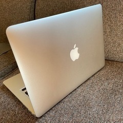 【超美品】macbook air 2018年購入 USBタイプA...
