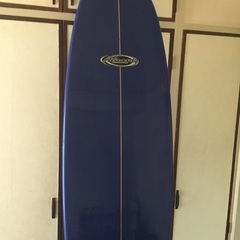 サーフボード(ファンボード)キャリーケース、フィン付きの画像