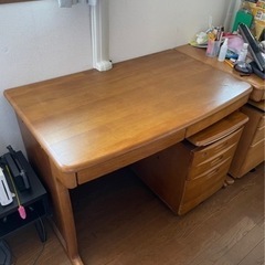 【お値引】◾️イトーキ製プレビオ◾️学習机・勉強机（商品❷）