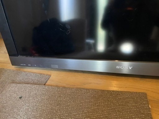 SONY  BRAVIA 壁掛け　2010年製　40V型