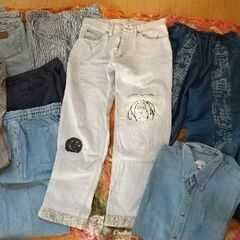 ジーンズ他ずぼん&ブラウス類