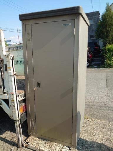 【取引中】ヨドコウ物置　縦長