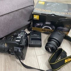 Nikon D5300 128Gメモリーとカバン付きの画像