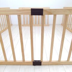 ベビーサークル  ベビーゲート　ベビーフェンス　木製  高さ55.5cm 【直接引き取り： 東京都 調布市 】の画像