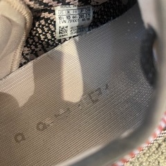 美品　アディダスYEEZY BOOST 350 V2 YECHEILの画像