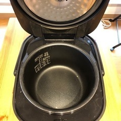 ジャー炊飯器　5.5合　RC-ME50 アイリスオーヤマの画像