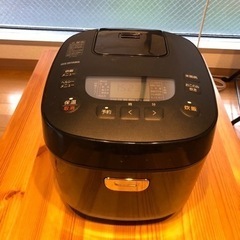 ジャー炊飯器　5.5合　RC-ME50 アイリスオーヤマ