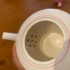 ハローキティ　ティーポット　陶器の画像