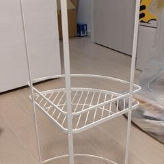 中古)ニトリ　バスラック　コーナー3段の画像