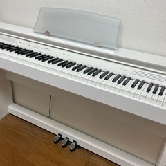電子ピアノの画像