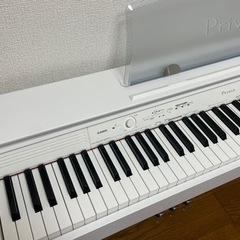 電子ピアノの画像