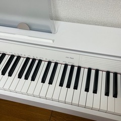 電子ピアノの画像