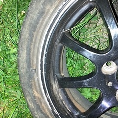 16インチ  ホイル&タイヤの画像