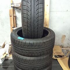 【取引中】TRIANGLE TR967 215/45ZR17 14年製バリ山 4本セットの画像