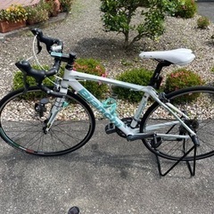 ビアンキ　Bianchi クラリス　ペダルは105 2016年式...