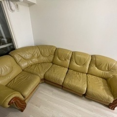 3〜4人用黄色L字形ソファ(分裂式)