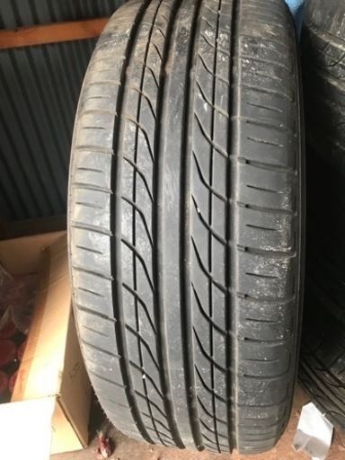 レクサスのタイヤ　225／50R 17➖94V