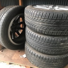 レクサスのタイヤ　225／50R 17➖94V