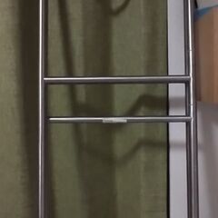 IKEA GRUNDTAL タオルスタンド ステンレススチールの画像