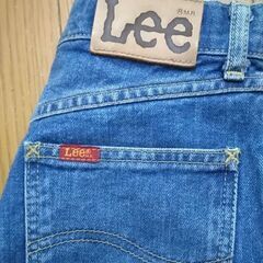 Lee 　ジーンズ　サイズ27Ｘ29　男女兼用　自分確認シミ汚れ...