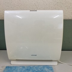 未使用　TOYOTOMI 【PM2.5対応】 空気清浄機 「~10畳」