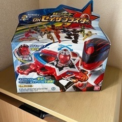 宇宙戦隊　キューレンジャー