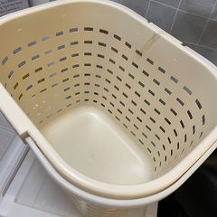 洗濯カゴの画像