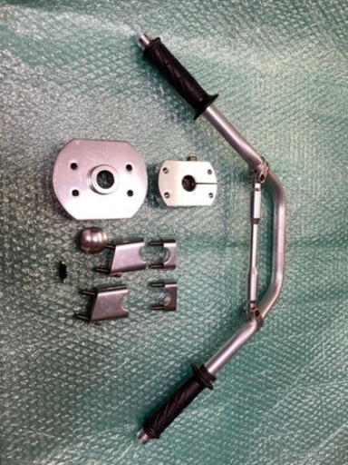 完売しました！マジェスティ125 125FI 5CA アルミハンドルポスト バーハンキット