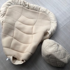 エルゴベビー　抱っこ紐用インサート　新生児用の画像