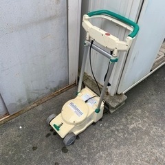 芝刈り機