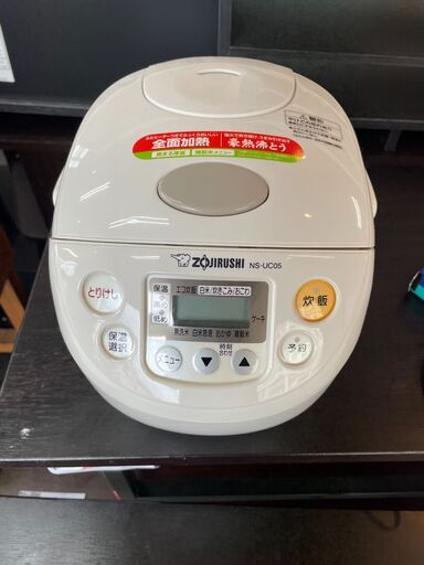 リサイクルショップどりーむ荒田店　No２１３６　炊飯器　象印　２０１２年製　中古　３合炊き　動作確認OK