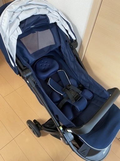 【美品】アップリカ イージーバギー