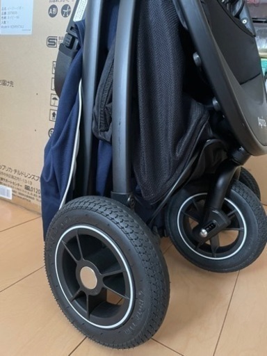 【美品】アップリカ イージーバギー