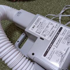 布団乾燥機　２０１７年製　動作確認済の画像