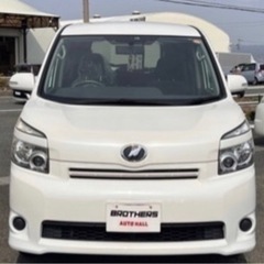 ‏トヨタヴォクシーグレードX 車検2年コミコミ
