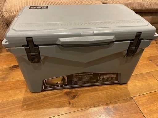 アイスランド クーラーボックス  45QT サンダーグレー