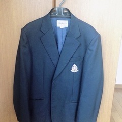 梶中学校制服